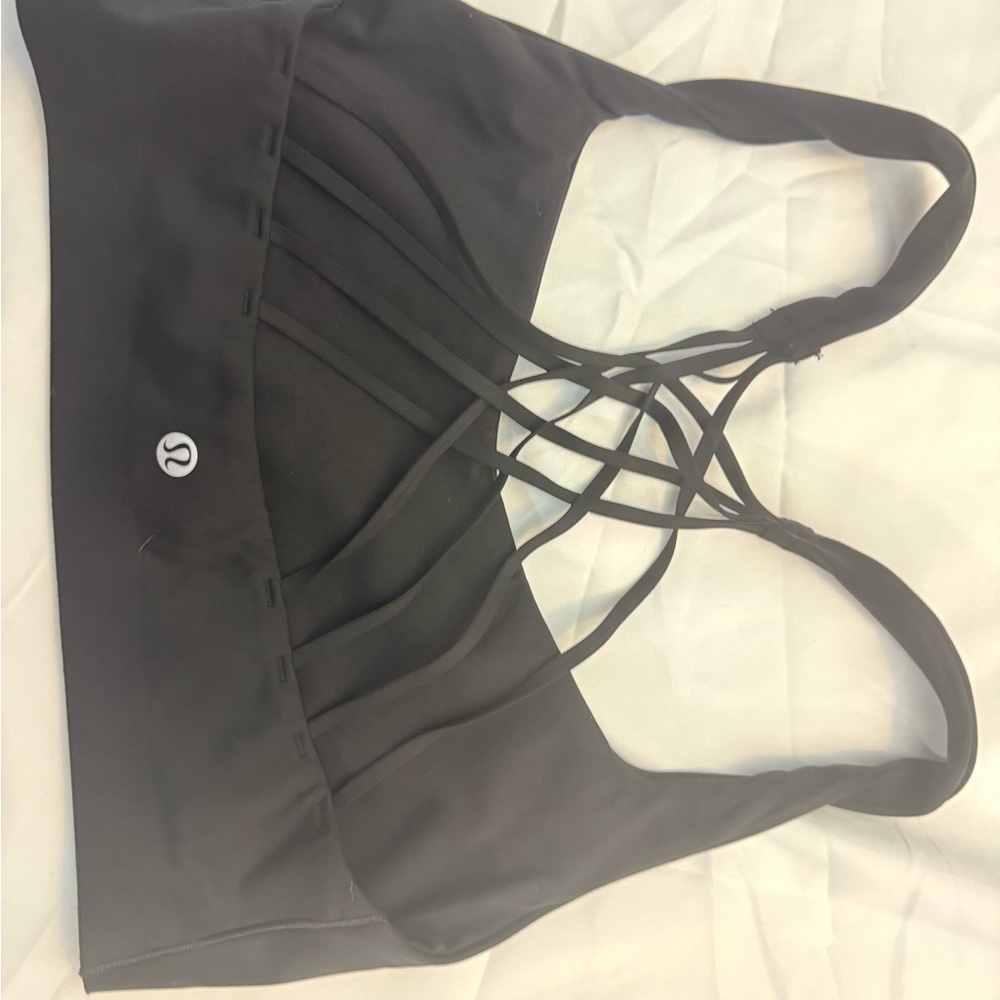 lululemon athletica Strappy Sports Bra - Black medium - Picture 4 of 7